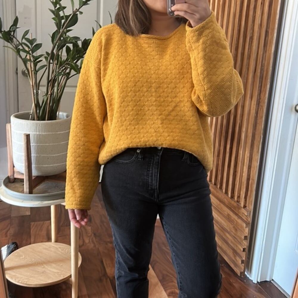 Gap Mustard Yellow Sweater